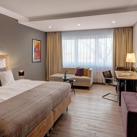 Hotel Central โฮฟ ภายนอก รูปภาพ